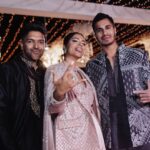 Lilly Singh Instagram - Hannjiiiiii ✨ Some of my favourite moments from #LoveAndLight2023 I have zero pictures from the event on my phone. In fact, I don’t think I saw many people on their phone, period. Community anywhere is important, but I find more and more we’re only experiencing it online. In fact, we only measure moments, behavior and worth by what’s online these days. These pictures hold memories that a caption or IG post will never do justice to…and I love that. After the party, so many people texted me saying “your family and friends are so warm and welcoming,” and that makes me really proud. I’ve been to one too many events in my life where I walked in and immediately felt awkward. I felt this pressure to put on an act and find acceptance. That’s the opposite of what I want this annual event to be. Whether this is your 30th Diwali, or your first, this party will always be about unity, warmth and inclusion. That good, good energy is mandatory. Grateful for these moments. This is love 💜 📸: @alanvphotos