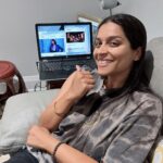 Lilly Singh Instagram - I’m crying 🥹 Comment below with a ✋🏽 if your immigrant parents aren’t super affectionate. Because #relatable but also, listen to this story… I’m part of a generation who speaks often about love languages. We do quizzes online, go to therapy and read articles about all the different ways to give and receive love. And we value this idea of loving people the way THEY need to be loved, so we try our best to do that. Cut to: immigrants parents. In so many of my sketches, I’ve joked about my parents not being super affectionate. It’s a common joke amongst Desis that hearing your parents say “I love you” is basically like winning the lottery. My parents love language is service. They may not say sweet things, or give many hugs, but they’ll pick me up from the airport or cut up fruit for me at literally ANY time. I know this. Especially my dad. But I had a moment of insight this past week. I flew back to Toronto to surprise my parents, meaning they did not know I was coming. I walked into the house and saw my dads laptop, two windows open, auto playing my YouTube videos. I’ve mentioned this in interviews before, but when I started making YouTube videos, my dad would play them on every computer he owned, just in the background, to help me get views. It’s been 13 years now and I don’t even upload YouTube videos anymore. I don’t even rely on views for work or income, but even still, he does this, everyday. My dad has never been really great at vocalizing he’s proud in much depth. And I’m sure that’s because his dad wasn’t great at it either. But seeing this laptop lit up my heart and told me everything I needed to know. It helped me realize that sometimes it’s okay to make the decision to accept love from people in the only way they know how to express it. Or at the very least, it was a reminder to pay attention to all the little ways my parents say “I love you” without words. Sure, maybe it’s not MY love language, but that doesn’t mean there is an absence of love. After all, maybe I don’t always love them in their love language either. And maybe it’s all a work in progress and in the interim, we should accept all the love we’ve been ignoring.