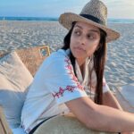 Lilly Singh Instagram - Beach off 🏖️ #yehdosti