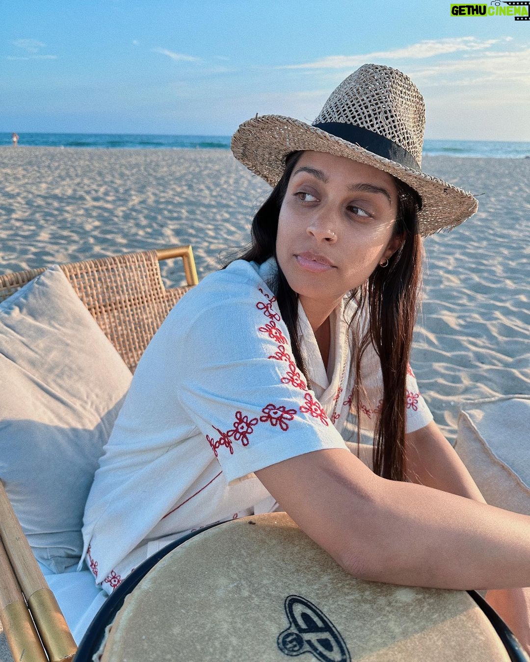 Lilly Singh Instagram - Beach off 🏖️ #yehdosti