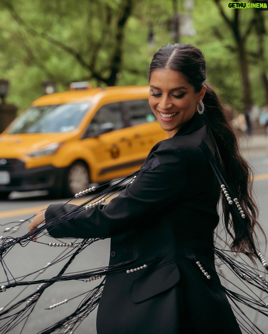 Lilly Singh Instagram - The outfit you wear when you want to protect your bestie from that creepy dude on the dance floor. IYKYK.
