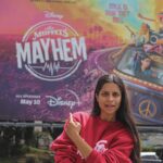Lilly Singh Instagram - Hi Mom 👋🏽 Life is wild. God is great. The universe is abundant. Your support is pure light. Have you streamed @themuppetsmayhem yet? All 10 episodes are on Disney+ right now!