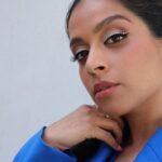 Lilly Singh Instagram - Moorni banke 🦚 A successful day of @themuppetsmayhem press in LA, while rocking this beautiful @csiriano suit. Filled with gratitude 💙 Los Angeles, California