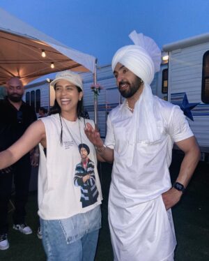 Lilly Singh Instagram - HANJI. My brother @diljitdosanjh turned #coachella into a Mela 🎇

I’ve never been to Coachella before and admittedly never really had a desire to go. But when your boy is putting on for the culture and making history, there’s no question I was going to do the 6 hour total commute and support. And I would do it 5 times over again for the GOAT. 

So proud of Diljit for not only pushing the limits, but doing it with grace and swag on 💯. On a personal note, I also greatly appreciate how supportive Diljit is of me and how vocal he is in general about supporting eachother, especially Desi women. That’s on some culture changing, role model behaviour. Thank you for your example and amplification of love 🙏🏽

On another note, I simply HAVE TO give a major shout out to @sonalisingh who is the mastermind beside Diljit and makes things like Coachella happen. She’s the hustler that helps make the history and her existence is so important. Thank you for all that you do ❤️

Also hi mom, I’ll always FaceTime you when I’m with Diljit because I love you and also I know you’ll get mad if I don’t 😘

And the LAST thing I’ll say is, never sleep on Punjabis. That crowd was more lit and louder than any other section of the festival and I said what I said. Good day.

#diljitdosanjh 🐐