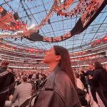 Lilly Singh Instagram - The type of weekend that makes me want to cry, feels me with gratitude and encourages me to keep hustling 💪🏽❤️ #wrestlemania was a movie! And to think that little Lilly would BEG to order it on pay-per-view every year as a kid. And now, I get to be backstage and ringside. I will never stop being grateful for these experiences. Wow. My heart! Also thrilled to see how far @wwe has come! Women’s matches are pure athletics and strength, female referees, diverse referees, and diverse wrestlers! Several steps in a lovely direction! I’m here for it!! In conclusion, THIS. IS. AWESOME. 👏🏽👏🏽👏🏽👏🏽👏🏽 Los Angeles, California