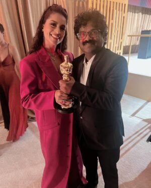 Lilly Singh Instagram - What an honour it was to be amongst so many talented humans yesterday! Thank you to @theacademy and @abcnetwork for having me! Congrats to all of the nominees and winners!! 

On a personal note, it was so amazing to see my fellow South Asians thriving on the carpet, as presenters and in two instances, as… wait for it… OSCAR WINNERS! Congrats to everyone who worked on both #NaatuNaatu and #TheElephantWhisperers! Here are your roses for continuing to pave a path for all of us… 🌹🌹🌹 thank you!! This is hard, important work and I truly applaud you and am grateful. 

Let’s make sure this progress continues with forward momentum. Hopefully next year, we can see even more South Asian representation on that stage as presenters, nominees, winners and dancers (that Naatu Naatu performance was EPIC but I wish some bomb af South Asian dancers got the chance to be part of it). 

In conclusion, DESIS. 🤌🏽