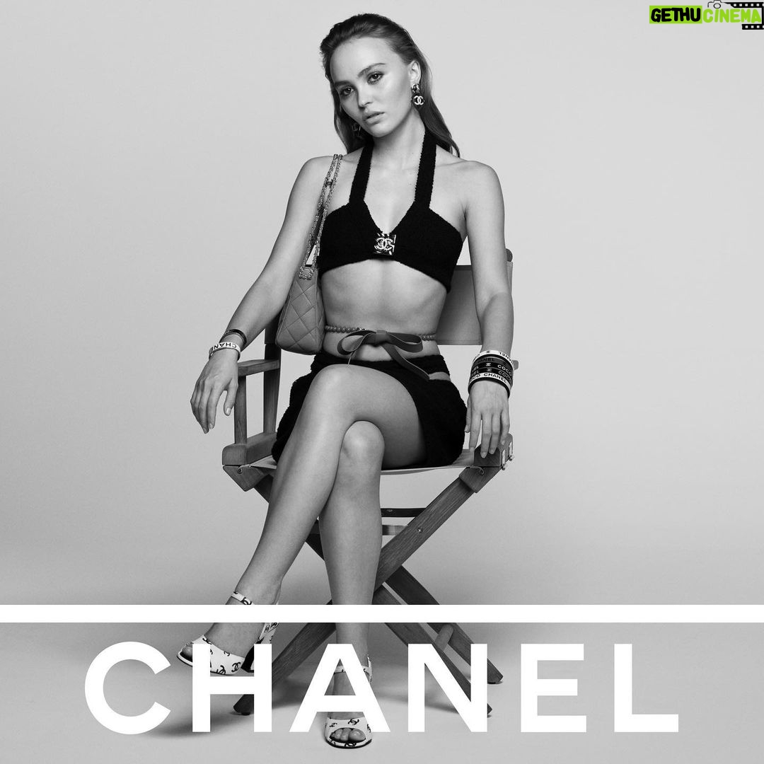 Lily-Rose Depp Instagram - Merci @inezandvinoodh @chanelofficial @virginieviard for letting me be a part of this special project! <3 All my love to my Chanel family and a big congratulations to @virginieviard on such a beautiful collection 🖤 #CHANELSPRINGSUMMER