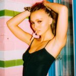 Lily-Rose Depp Instagram – that’s Miss lily to u🍯
📸 @lukegilford