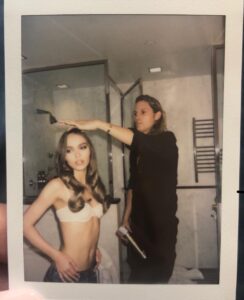 Lily-Rose Depp Instagram - Met ball in @chanelofficial ‘92 🖤🥰 Big thank you to @voguemagazine and to the dream team who made this happen!