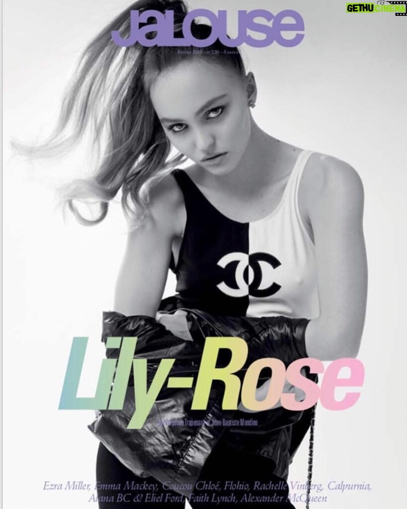 Lily-Rose Depp Instagram - Jalouse😇😈 by #JeanBaptisteMondino @jenjalouse @chanelofficial (also ft my @alanabc & @elielford !!) on newsstands soon, merci à tous ☺️!