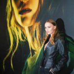 Lily-Rose Depp Instagram - 🐆Les Fauves🐾 Le 23 Janvier au cinéma à Paris! Allez allez @aloisesauvage
