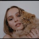 Lily-Rose Depp Instagram - Tiny by @lukegilford 👶🏼