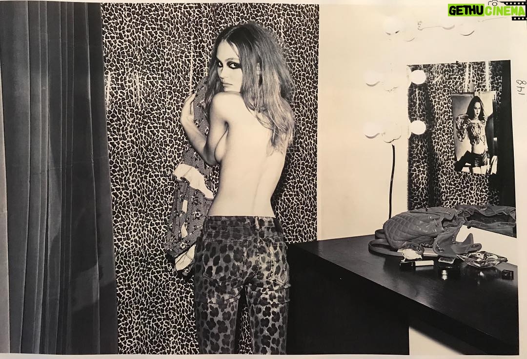 Lily-Rose Depp Instagram - @crfashionbook outtake 👼🏼 @carineroitfeld @stevenkleinstudio