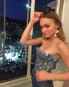 Lily-Rose Depp Instagram - Turned 18 and all I got was this tiny hat