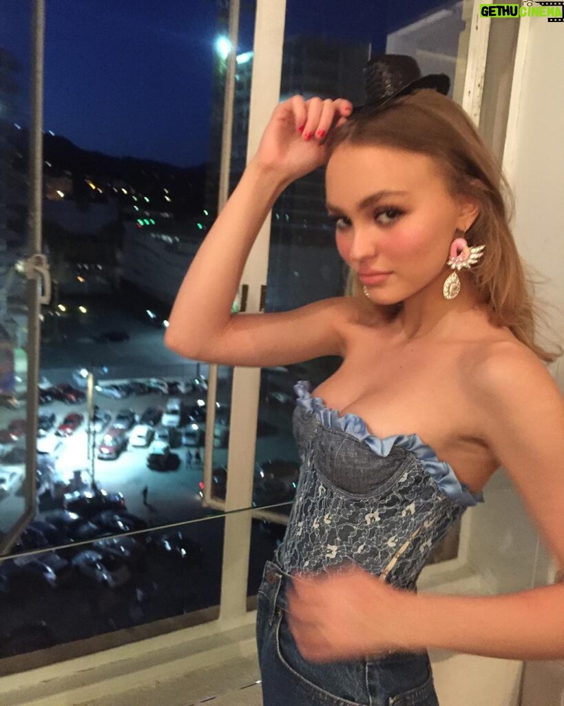 Lily-Rose Depp Instagram - Turned 18 and all I got was this tiny hat
