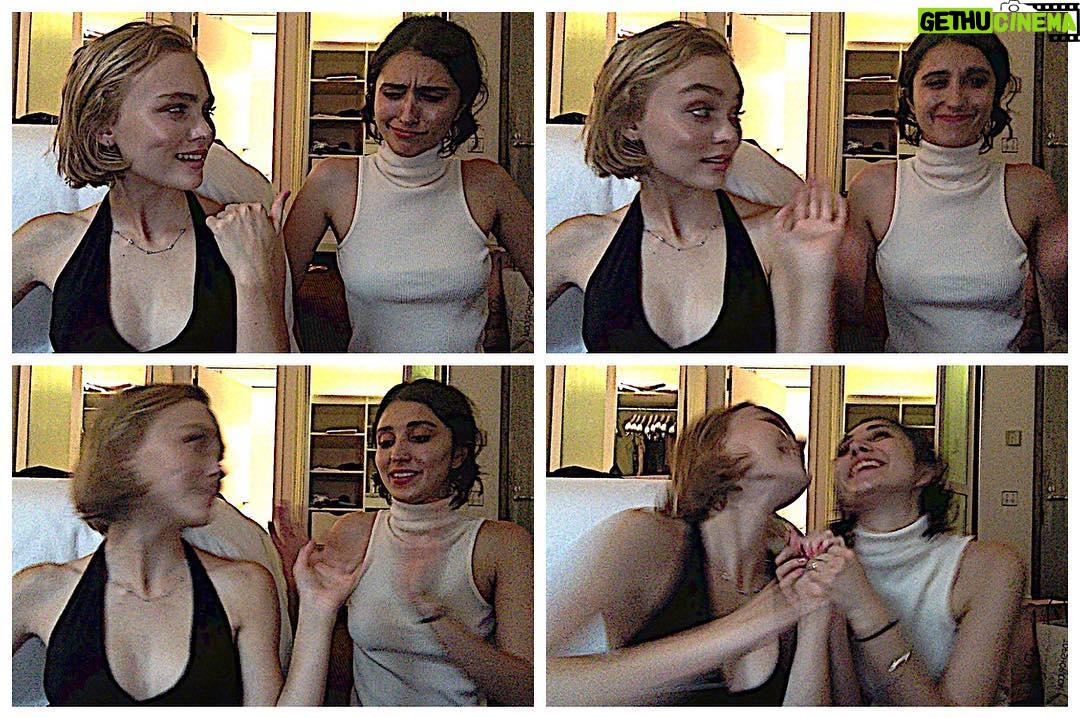 Lily-Rose Depp Instagram - Happy birthday Amelia queen of my heart .... I love you and can't believe I'm not with you on your big 2-0!!! Ameels+Lilππβ€οΈπβ€οΈπππ΅