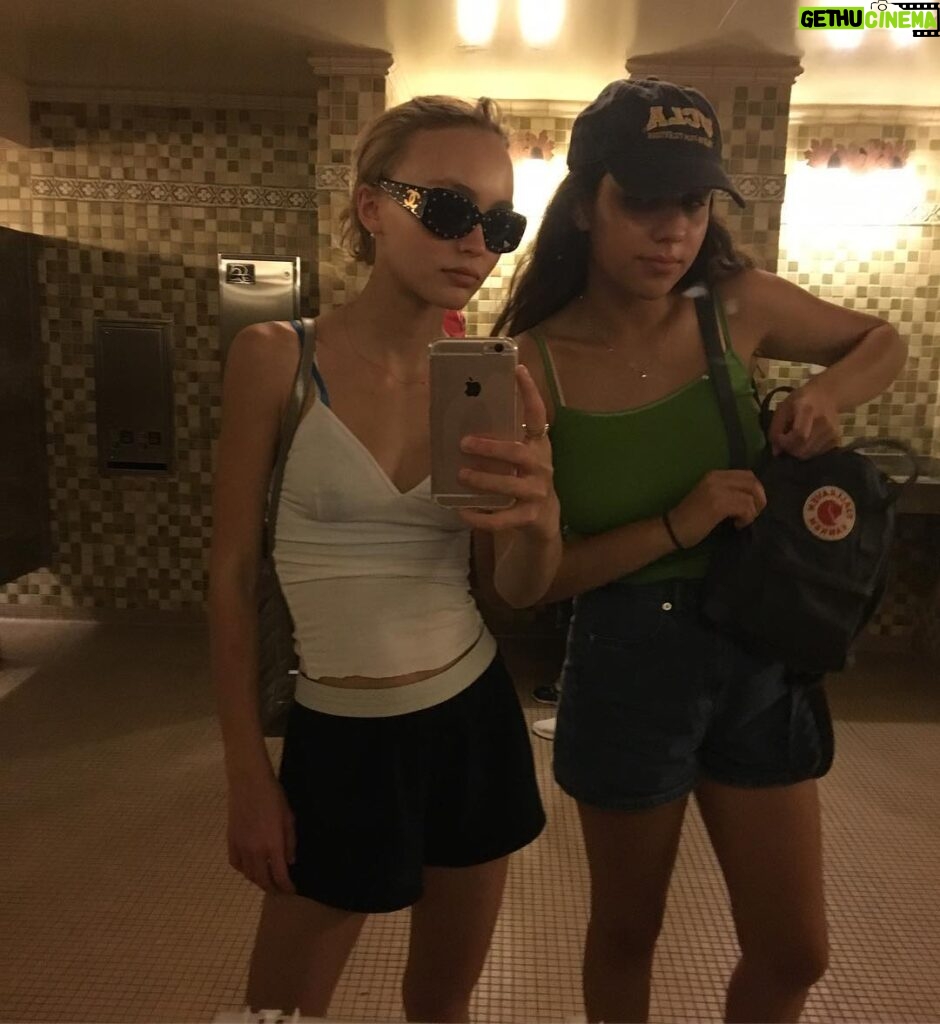 Lily-Rose Depp Instagram - ❤️Happy birthday We looking serious as fuck but I love you happy bday!!