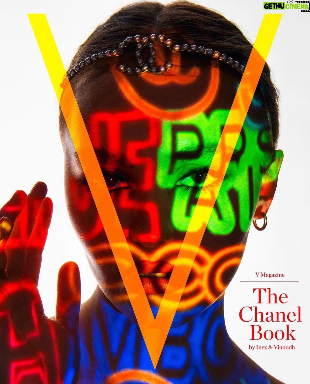 Lily-Rose Depp Instagram - So excited to be a part of #THECHANELBOOK , created by @vmagazine & @inezandvinoodh in partnership with @chanelofficial 💎❤️🧬🦋thank you so very much for having me!!!