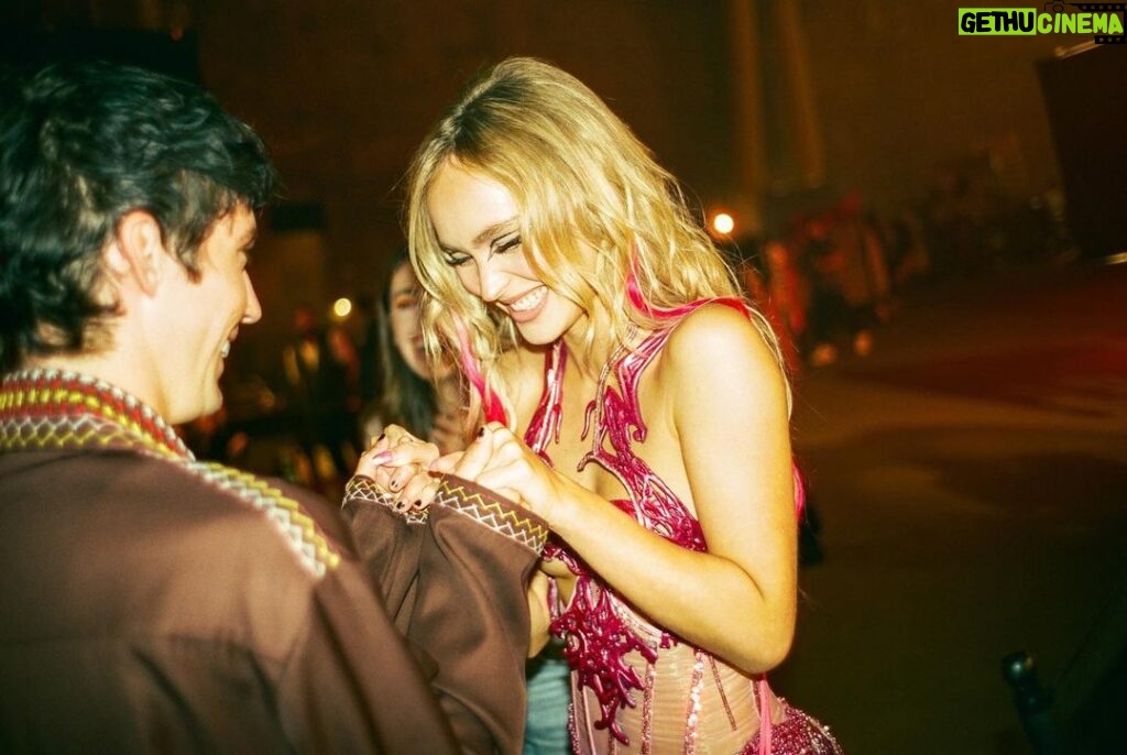 Lily-Rose Depp Instagram - The idol premieres tonight <3 I can’t put into words how I’m feeling right now! This show and the people I was lucky enough to make it with mean everything to me. Shooting it was the most special experience I’ve ever had, and I thank my lucky stars every day for the most beautiful little family we all built together. My idol fam you know who you are- I love you guys so much. Sam and Abel, thank you for letting me be your Jocelyn. I’m still pinching myself that you picked me. Thank you for making my dreams come true, I love you both forever. Can’t wait for you guys to meet our family…. Xoxoxoxo 9PM ET ON @hbo @streamonmax Let’s gooooooo!!!!!!! 😭🥺🤯❤️ @samlev00 @theweeknd @theidol