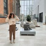 Lily Collins Instagram - Sculptural Sundays at @smkmuseum…