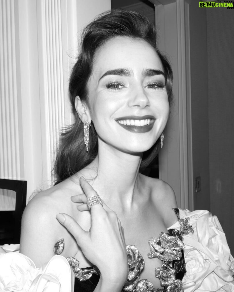 Lily Collins Instagram - All dressed up last night for the @bafta Awards! So honored to be included in such a special evening — and to present the award for special effects. Loved being back in London for a minute - and so fun to see so many friends and peers across the pond...