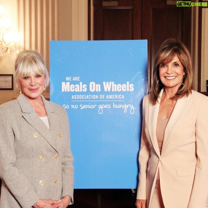 Linda Evans Instagram - Eight years ago, I went to Capitol Hill to support a program called Meals for Moms where I met remarkable people ensuring that seniors, women, families and children are not left hungry. Now, more than ever, food banks and services need our help during these uncertain times. There are so many ways to take care of each other, body, mind, and soul. Food is Love. 💛⠀ ⠀ Take a look at these links for ways to help: ⠀ https://www.mealsonwheelsamerica.org/⠀ https://www.feedingamerica.org/⠀ https://wck.org/