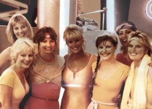 Linda Evans Instagram - TBT to my workout video in the early 80’s. I loved the camaraderie we shared in making it. Seeing their beautiful faces again makes my heart smile.💗