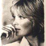 Linda Evans Instagram - It’s always a good time for reflection. Take pause, and also take great care of yourselves and each other. 💝