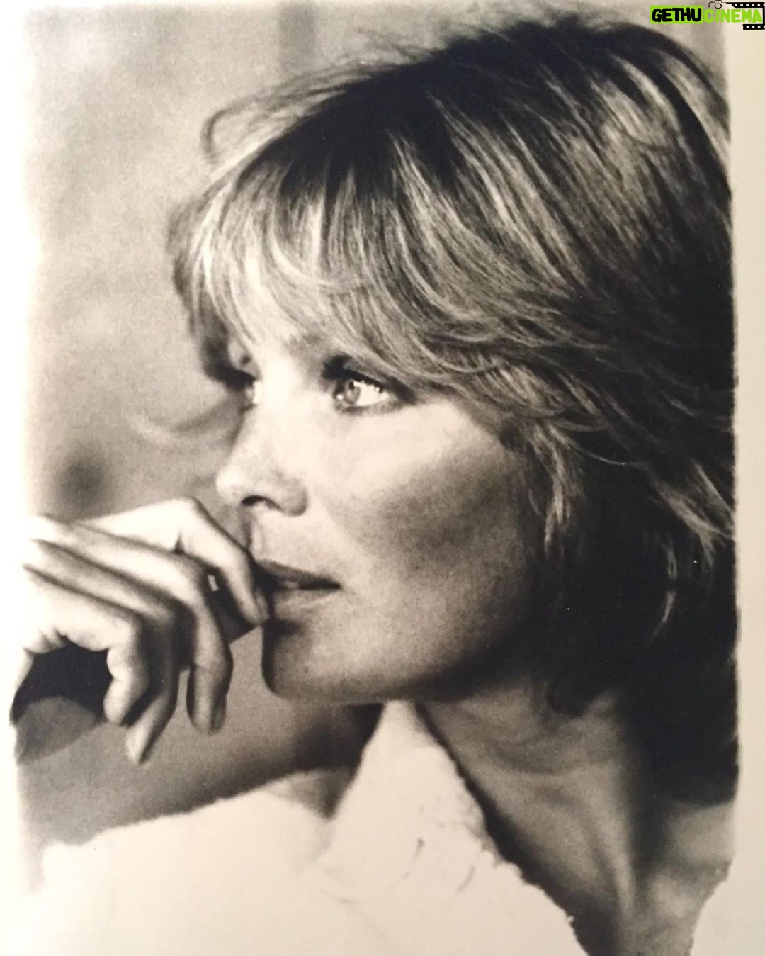 Linda Evans - 773 Likes - It’s always a good time for reflection. Take pause, and also take great care of yourselves and each other. 💝