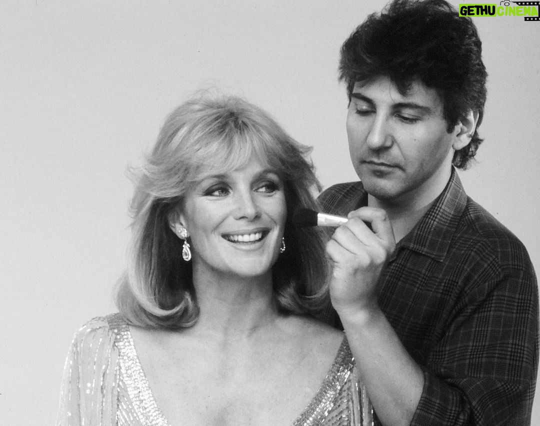 Linda Evans Instagram - Good friends make you smile brighter, laugh louder, and feel your most beautiful. Armando has always done it all! 🌟 #BeautifulFriends⠀ 📷: Sean Catherine Derek