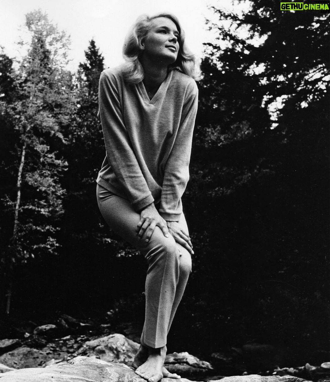Linda Evans Instagram - There’s nothing like being barefoot on river rocks in a pose, I call, “holding it” 😊 My yoga routine today is so entirely invigorating, and “posing” has taken on new meaning for me. 🧘🏼♀️🌟 #WellnessWednesday
