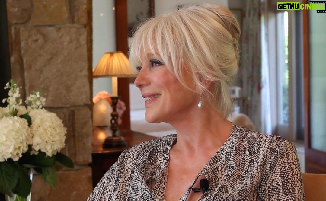 Linda Evans Instagram - The true gift of aging is having the richness of time to explore, discover and find our true joys.
