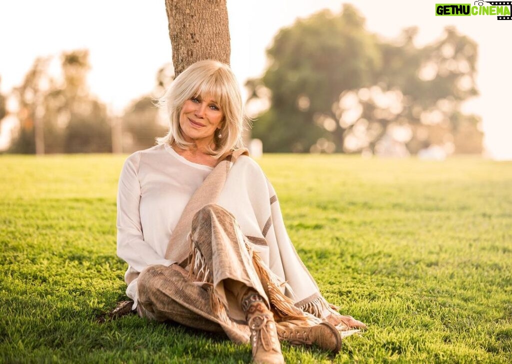 Linda Evans Instagram - Saying YES to new adventures 🌟💛💫 Los Angeles, California