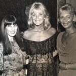 Linda Evans Instagram - Sisters are different flowers from the same garden 🌷🌺🌹 Just ask Charlie and Kat! 💖