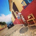 Linda Lapinsh Instagram - Cuba. Стульчик. Машинка. Гидрантик. Линдик.#трясухаризмой#напудрилаусы#тёткиссигарами#едапоталонам#коммунизм#это#нетакуж#и#весело# Trinidad, Cuba