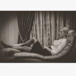 Linda Lapinsh Instagram - О китах: 1. Сердце синего кита – самое большое в мире, его вес составляет около тонны. Это намного больше, чем сердце слона, самого крупного сухопутного существа. 2. Киты и люди – единственные млекопитающие, поющие песни. Больше всего мелодичных звуков издают белые киты.#чтотокактояпрямнезнаю#поющиекиты#лицочеловекапознавшегоистину#theatre#actress#актриса#напудрилаусы#трясухаризмой#АктёркаЛапиньш#талантливыйкитталантливвовсем#