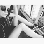 Linda Lapinsh Instagram - Достичь можно всего что угодно , если не ждать, пока кто- нибудь скажет, что вы этого достойны.#АктёркаЛапиньш#актриса#actress#theatre#напудрилаусы#трясухаризмой#ятутшуткинешучу#всеоченьсерьезно#нетрушнаяхудаянога#лицочеловекапознавшегоистину