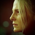 Linda Lapinsh Instagram - Во многом благодаря ВАМ - зрителям , Второму сезону быть 🦾 Вы накрыли меня такой волной своей любви , что я практически захлебнулась 🖤. Спасибо ВАМ за это . Это был сложный и долгий путь и я СЧАСТЛИВА , что моя работа нашла отклик в ваших сердцах. Я прочитала КАЖДЫЙ КОММЕНТАРИЙ И КАЖДОЕ СООБЩЕНИЕ , присланное вами !!! И КАЖДЫЙ ваш отзыв остался в моей душе. Знайте, Я с ВАМИ🖤. Каким ВЫ видите 2й СЕЗОН? Чуть не забыла , ДРУЗЬЯ!!! СПАСИБО ВСЕМ, кто участвовал в челлендже по "Игре на выживание" - всего победителей трое. Одного выбирает Миша Кремер, одного выберет Настя Тодореску, а одного я. Мой победитель @ryakovlev78, ты - крутой, прям Наш человек 🤟🏼🤟🏼🤟🏼💣! Поэтому ты получаешь в подарок 2 года подписки на PREMIER - с тобой свяжутся ребята из @premier_online и все расскажут! Обезьяне отдельный респект , ей бы в актрисы 🐒🐒🐒. Твой видос я опубликую у СЕБЯ в СТОРИС ! Всем смотреть 👏🏻👏🏻👏🏻👏🏻 #линдалапиньш#ИгранаВыживание #ТНТ #Premier #Амедиа #Amedia @tnt_online @premier_online @amediaproduction @kargo_film