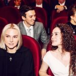 Linda Lapinsh Instagram - Вчера отгуляли премьеру долгожданного «Мастера»🤟🏼 @artpictures.ru , посмотрев первую серию 👏🏻. Досматривать будем вместе с вами , начиная с ‼️18 февраля на @premier_online ‼️ Факты: 🔺Сценарий писали 5 лет 🔺Съёмки шли 9 месяцев 🔺Локации - 4 города - Набережные Челны, Казань, Астрахань , Москва 🚛🚚🚛🚚🚛 🔺В 2021 году команда КАМАЗ Мастер 18й раз стала победителем одной из самых престижных и масштабных в мире гонок - ралли Дакар, поэтому и премьера 18 числа☝🏼. Причём, в этом 2021 году ребята заняли весь пьедестал 🦾🦾🦾. МОЩЬ🤌🏼 🔺Моя героиня единственный полностью выдуманный персонаж ! Никогда в истории автоспорта в категории Грузовиков - не было женщин! Девчата , пора начинать 💪🏻 🔺Обязаны посмотреть все 👈🏻👉🏼! Потому что , ВДУМАЙТЕСЬ 18!!!!! раз быть ЛУЧШИМИ В МИРЕ! Это история ЛЕГЕНДАРНОЙ команды 👊🏻 #камазмастер#сериалмастер#PREMIER#ArtPictures#актёркалапиньш#линдалапиньш#дакар2021 Иллюзион