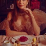 Lindsay Lohan Instagram - @lindsaylohan revisiting the style moments of some of her most iconic roles? Grool. Tap the link in bio to watch the full episode of #BehindTheLooks. director: @jingyulin_ cinematographer: @wirriamwu video editor: @collinhughart senior video producer: @stephrmro