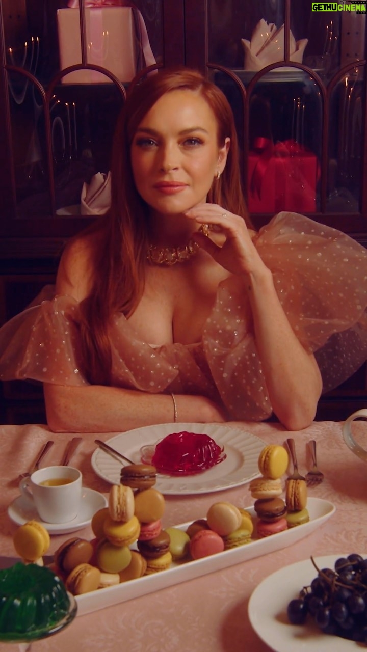 Lindsay Lohan Instagram - @lindsaylohan revisiting the style moments of some of her most iconic roles? Grool. Tap the link in bio to watch the full episode of #BehindTheLooks. director: @jingyulin_ cinematographer: @wirriamwu video editor: @collinhughart senior video producer: @stephrmro