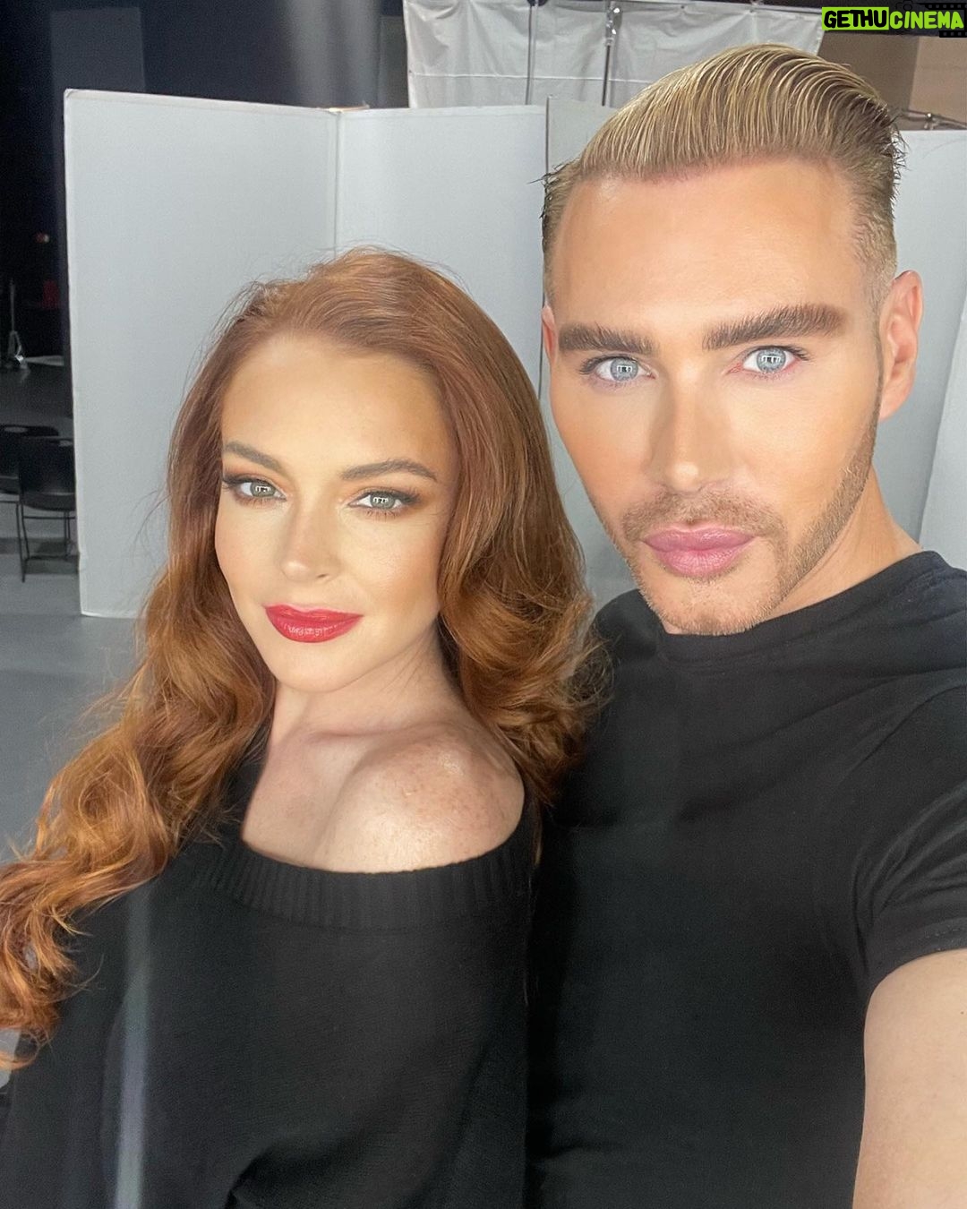Lindsay Lohan Instagram - Something fun coming! ❤️ #sunshinestate