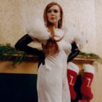 Lindsay Lohan Instagram - Wishing everyone a magical Holiday 🥰 📷: @jingyulin_