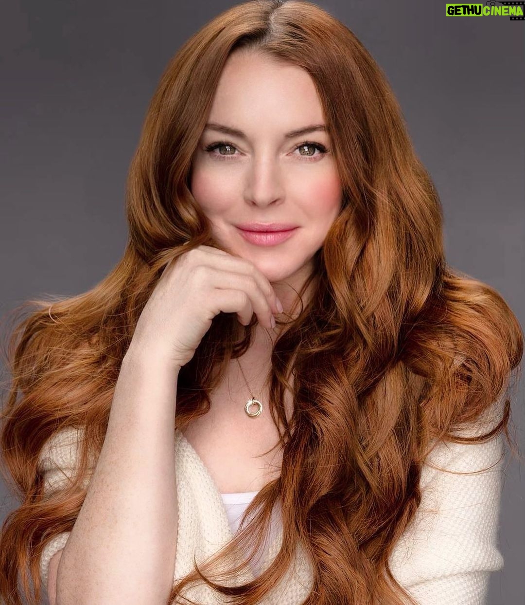 Lindsay Lohan Instagram - Happy International Womenโs Day! ๐๐๐March is #womenshistorymonth so letโs empower one another and spread the love! ๐๐๐