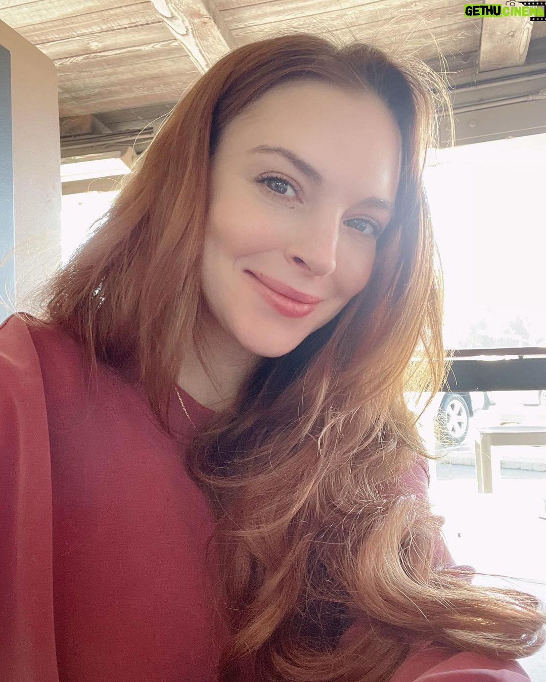 Lindsay Lohan - 460.8K Likes - π Sunny Sunday π