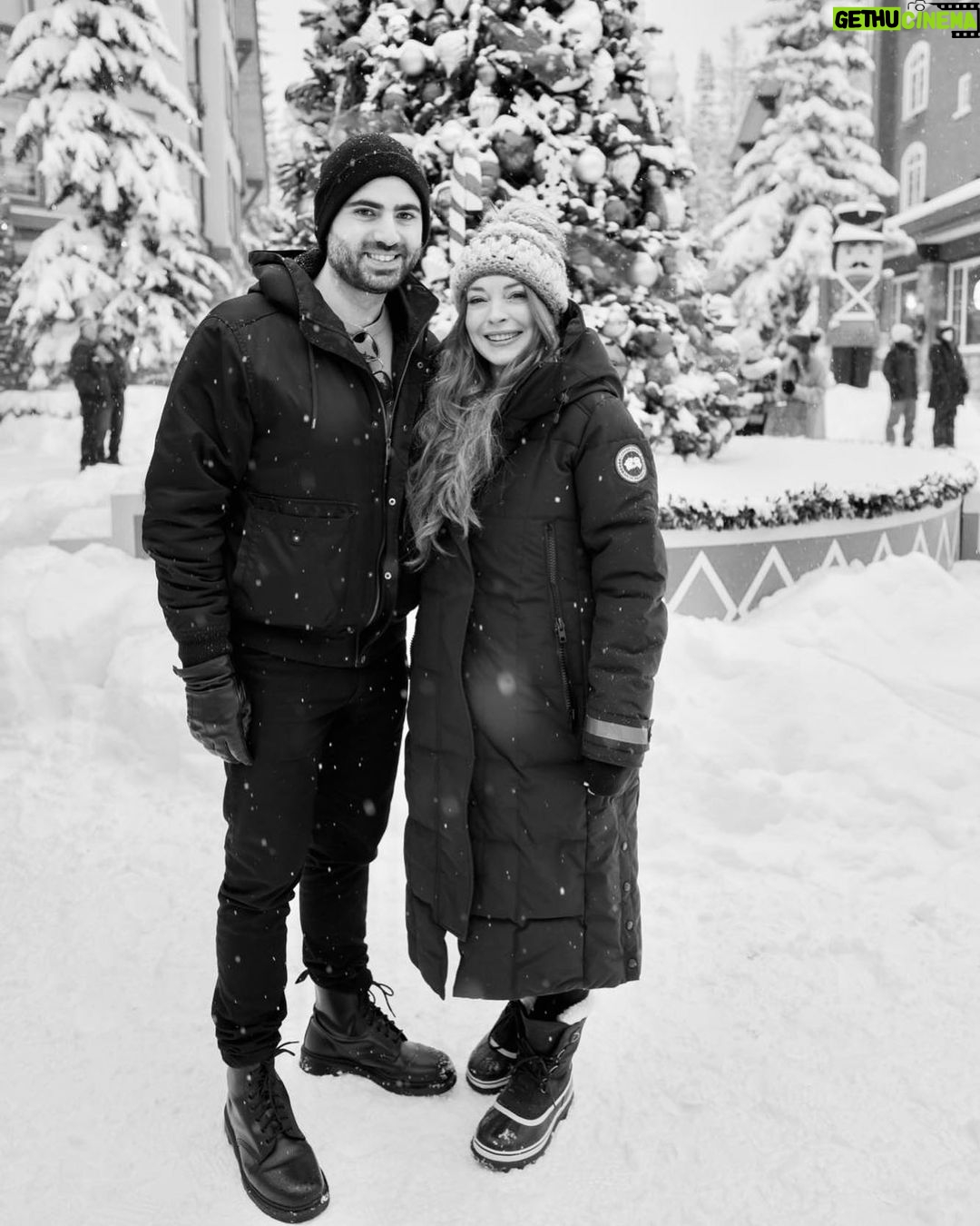 Lindsay Lohan Instagram - No1 else I’d rather freeze with ❤️❄️❤️