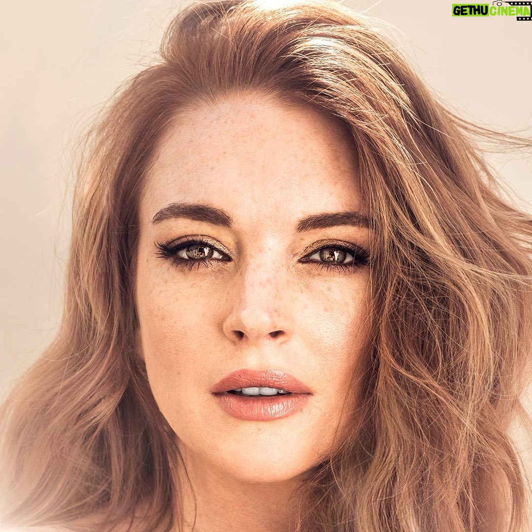 Lindsay Lohan Instagram - Thank you for the beautiful makeup @bassamfattouh 📸 @mseifphotography 💇♀️ @ahmad.yaceen