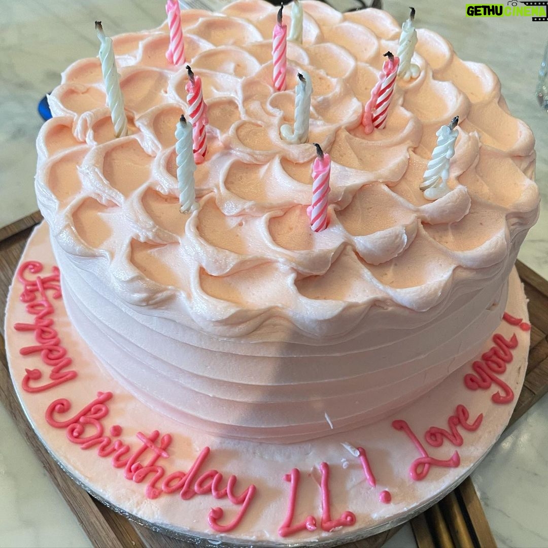Lindsay Lohan Instagram - Had the most magical birthday with family and friends 🥰🎂 and my ❤️
