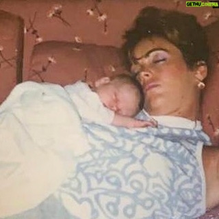 Lindsay Lohan Instagram - Happy Mother’s Day to my incredible mom and Happy Mother’s Day to all of the wonderful mothers in the world!! @dinalohan I love you so much! ❤️ 💜💐💚💛