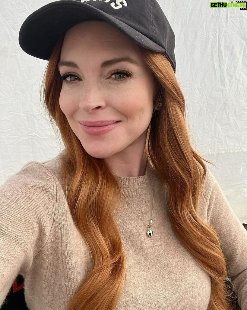 Lindsay Lohan Instagram - have a wonderful week 😊